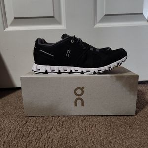 Brand new On Cloud sneakers